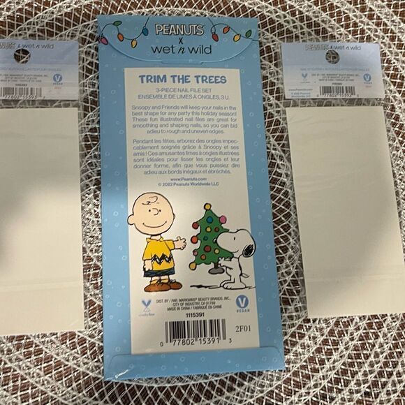 Wet n Wild Peanuts Snoopy Nail Stickers and Nail Files NWT - Picture 7 of 7